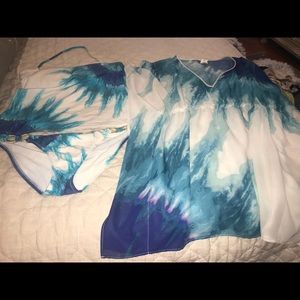 Trina Turk Tankini set and matching coverup 10